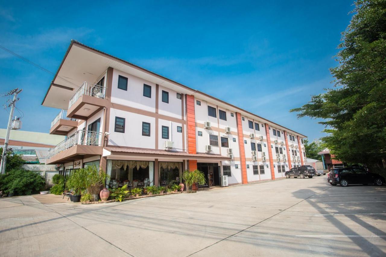 The Star Hotel Udon Thani Buitenkant foto